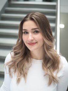 Professional Colour and Haircut Style Studio Hair